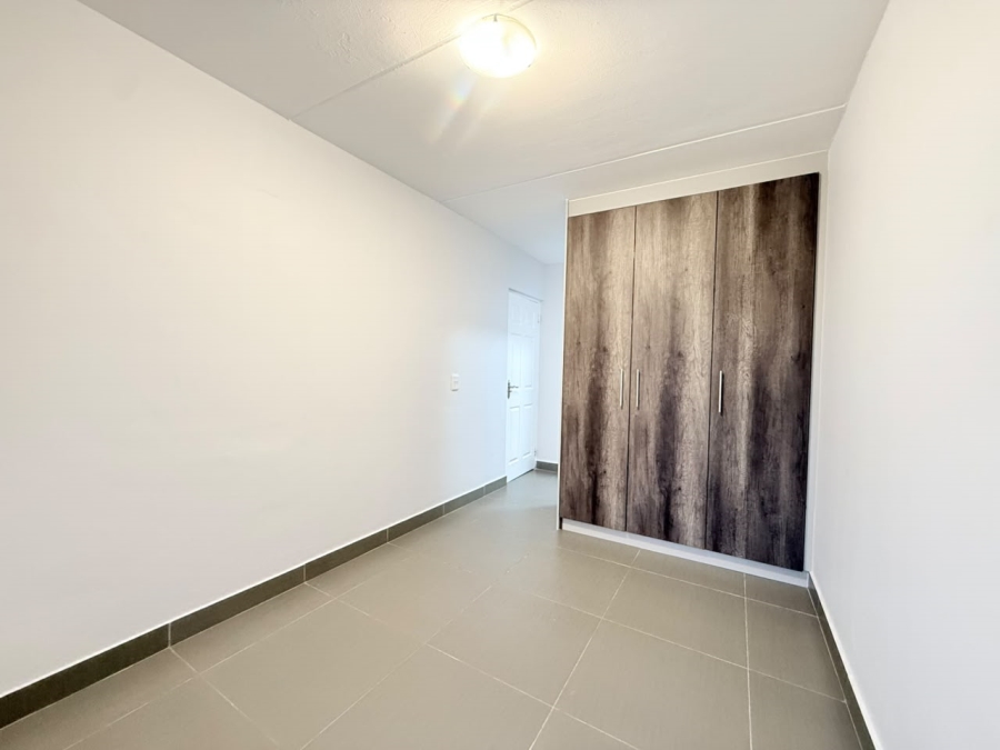 2 Bedroom Property for Sale in Parklands North Western Cape